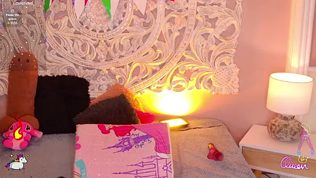 MalaikaBrown webcam