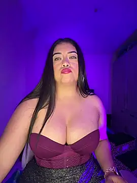 cami_ortiz__ webcam
