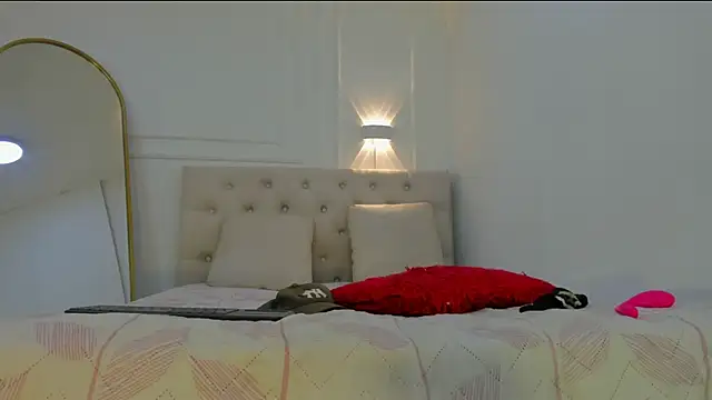 charlotte_dante212 webcam