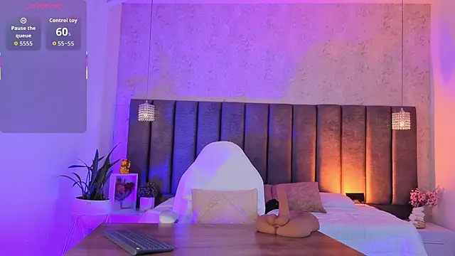 SophiMarin webcam