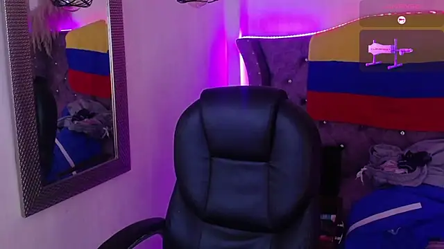 Amara_Davis1 webcam