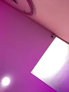 Megan_pink18 webcam
