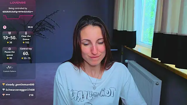 Missis_Sofiia webcam