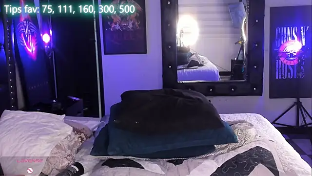 MADISSONLOVE_ webcam