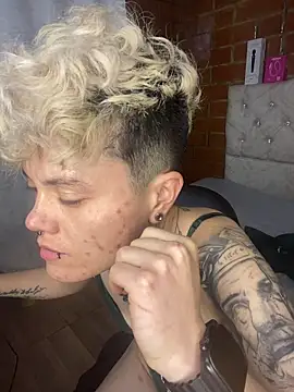Megan-c live cam on StripChat