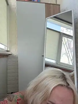 Hotnessi webcam