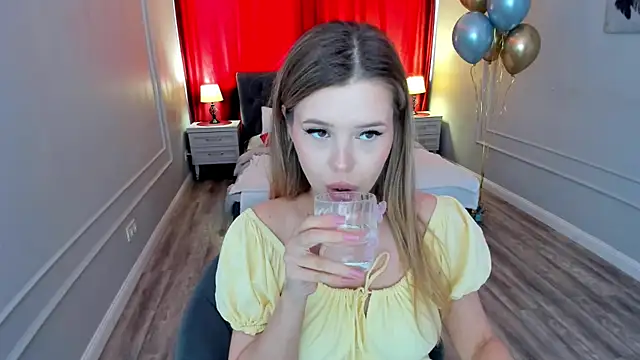 FollowLovee webcam