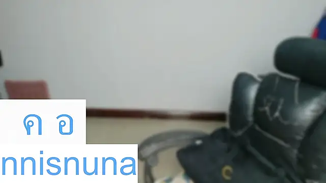 nunanunanuna webcam