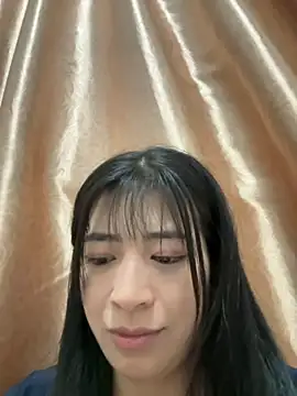 yiyiya520 webcam