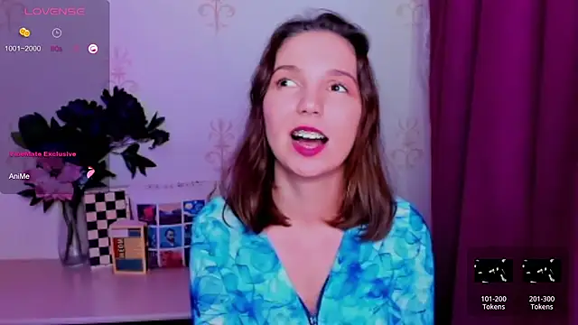 KindHazelHere_ webcam