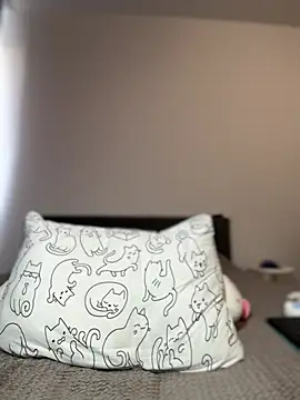 _CherryBloom_ live sex cam