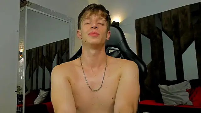 Ostin_Saints webcam