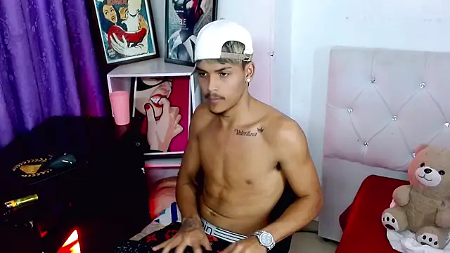 Angel_foxc13 webcam