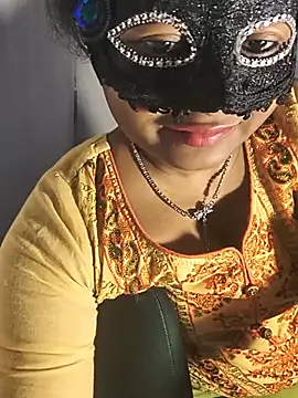DIRTYSECRET_QUEEN_07 webcam