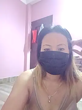 Bristy_BigBoobs webcam