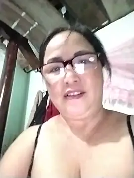 Naaya8109 webcam