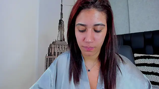Samantha_hotly