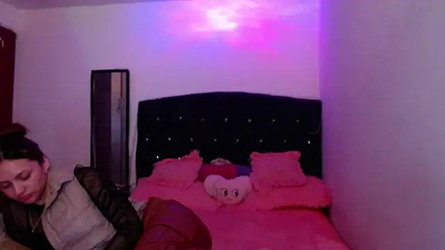 holy_juli webcam