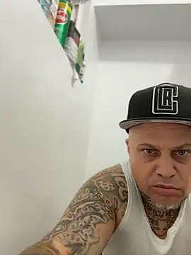Auhenri25 webcam