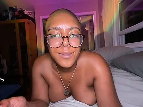 aliayourfav webcam