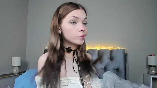 Blondy_Fina webcam