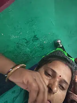 Reena_lodha webcam