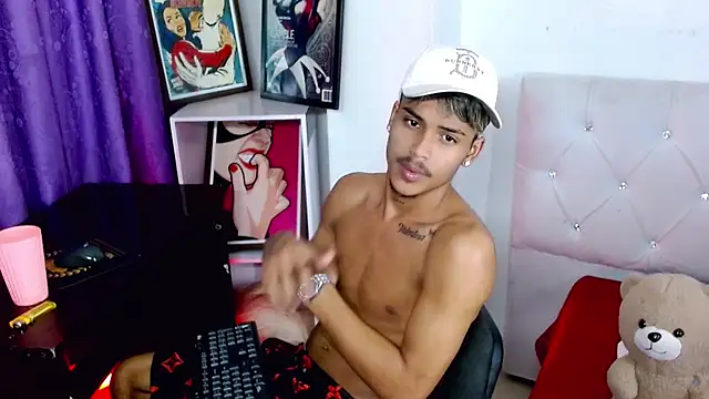 Angel_foxc13 webcam