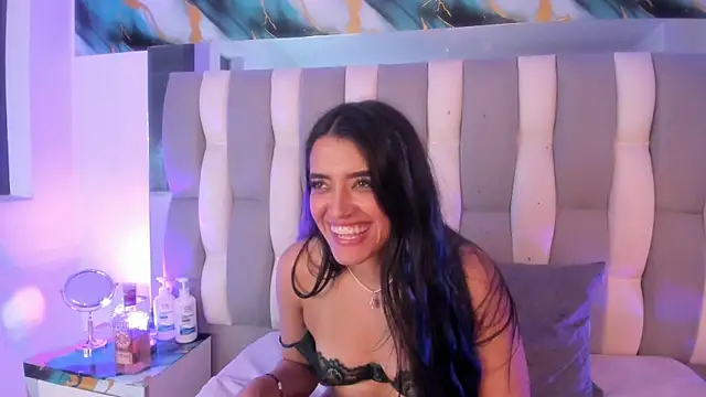 IsaDiiaz webcam
