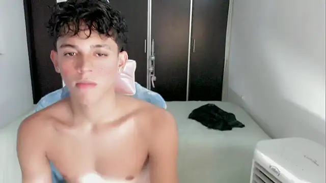 2c_bby (M twink) - go to rest