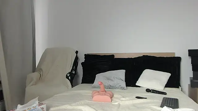 Layla23a webcam