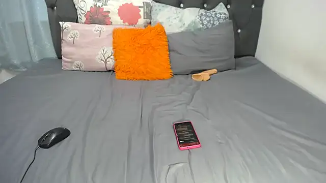 BootySoYummyX webcam