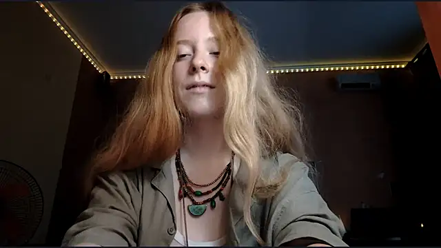 KateVibe_01 webcam