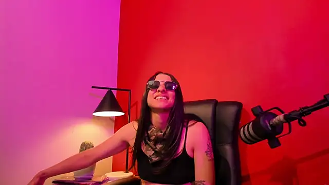 victoria_zaenzz webcam