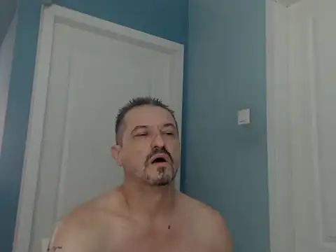 MisterFaithRO webcam