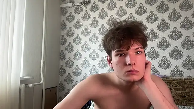 tomasdickpick (M twink) - take off a T-shirt