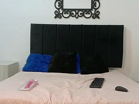 SamanthaLaurent webcam