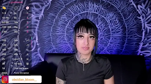 Alisson_Wynter webcam