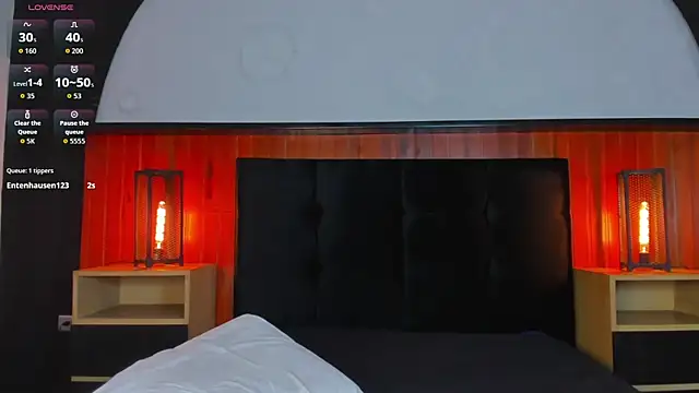Leo_Savage_ webcam