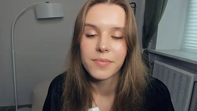 ArianaLeos webcam