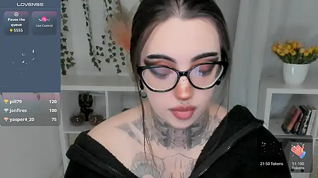 Dixi_Pixi_ Live Web Cam Show