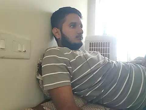 young-hairy-jon webcam