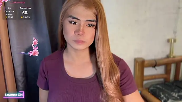 NyxaraSinDoll webcam