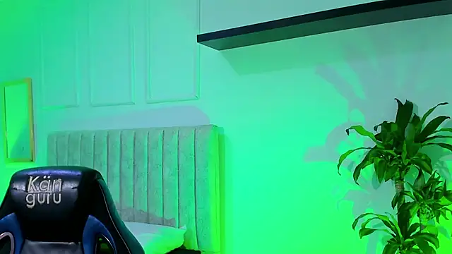 allison_mc webcam