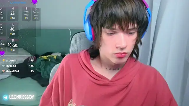 LeonBoykisser webcam