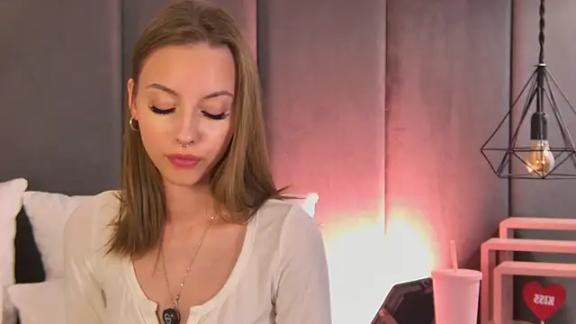 JulyOwens webcam