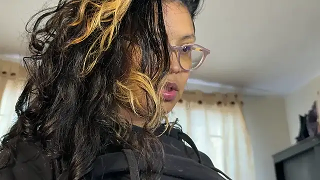 You_Ana31 webcam