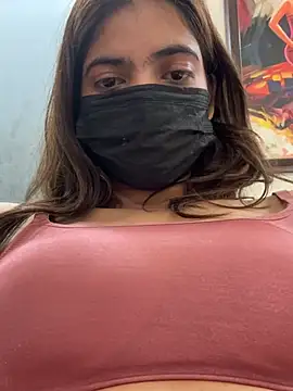 Miss_Pretty011 Asian cam room online