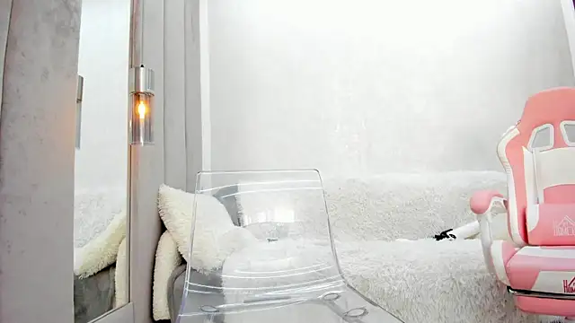 Britney_Charm_ Live Web Cam Show