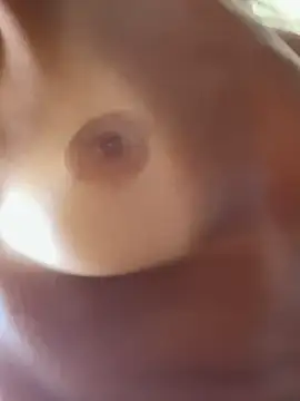 VickyM99 webcam