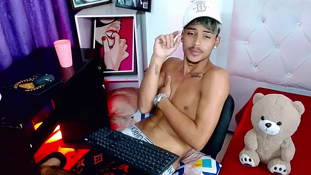 Angel_foxc13 webcam